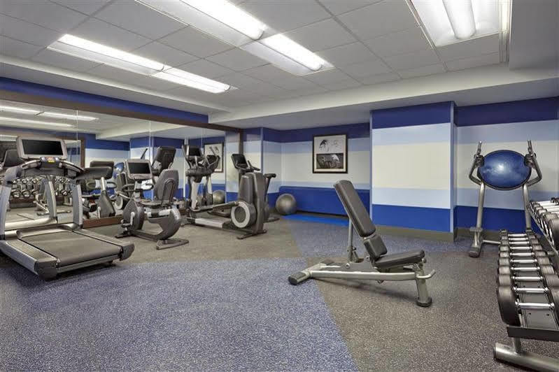 Four Points By Sheraton Kitchener-Уотърлу Екстериор снимка